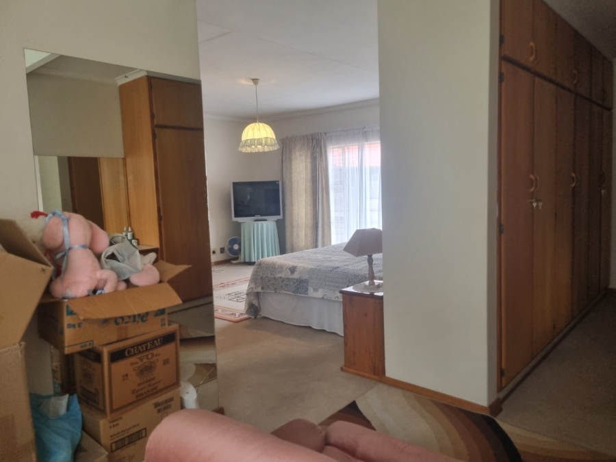 3 Bedroom Property for Sale in Vaalpark Free State